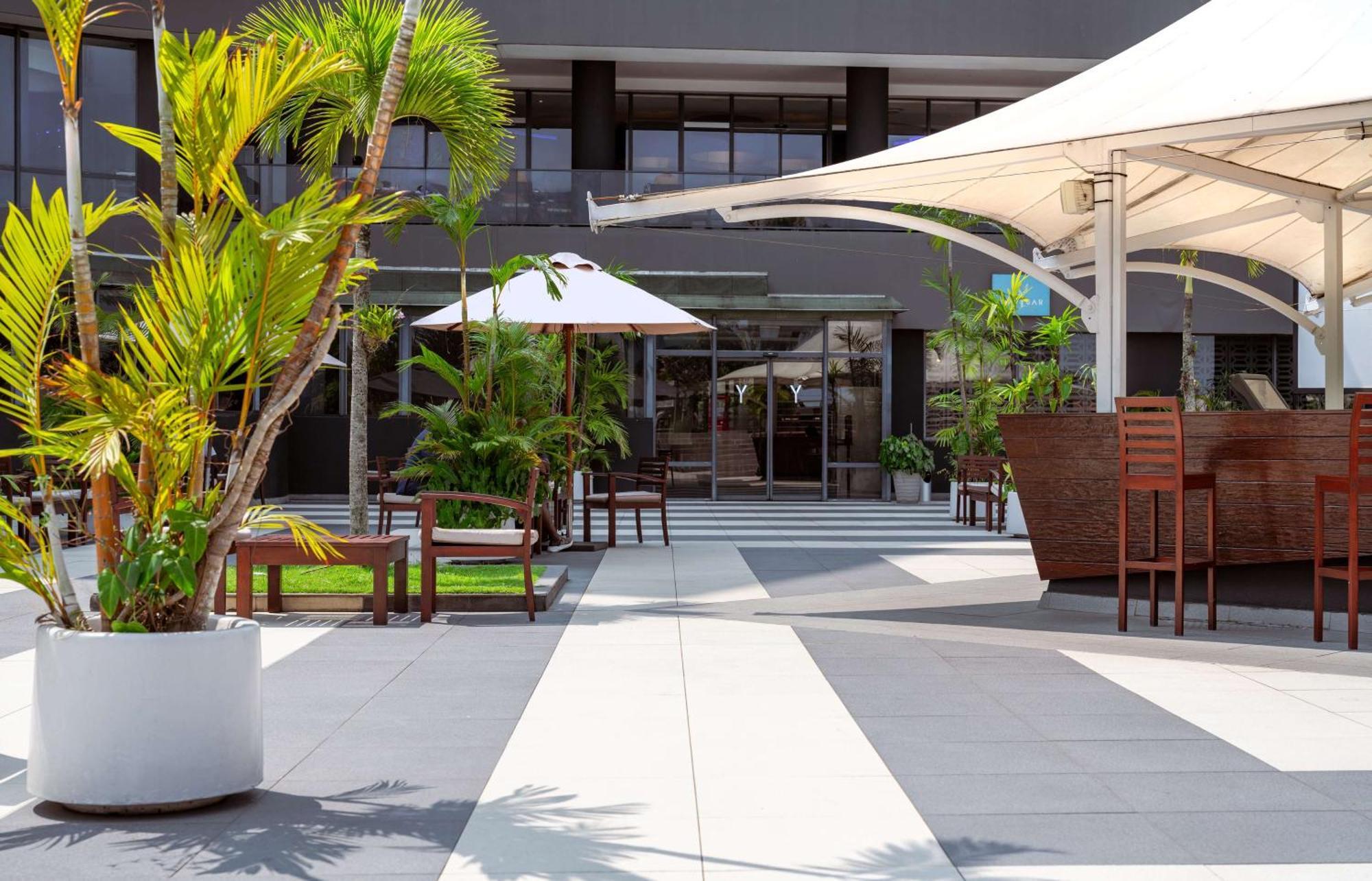 Park Inn By Radisson Libreville Exterior foto