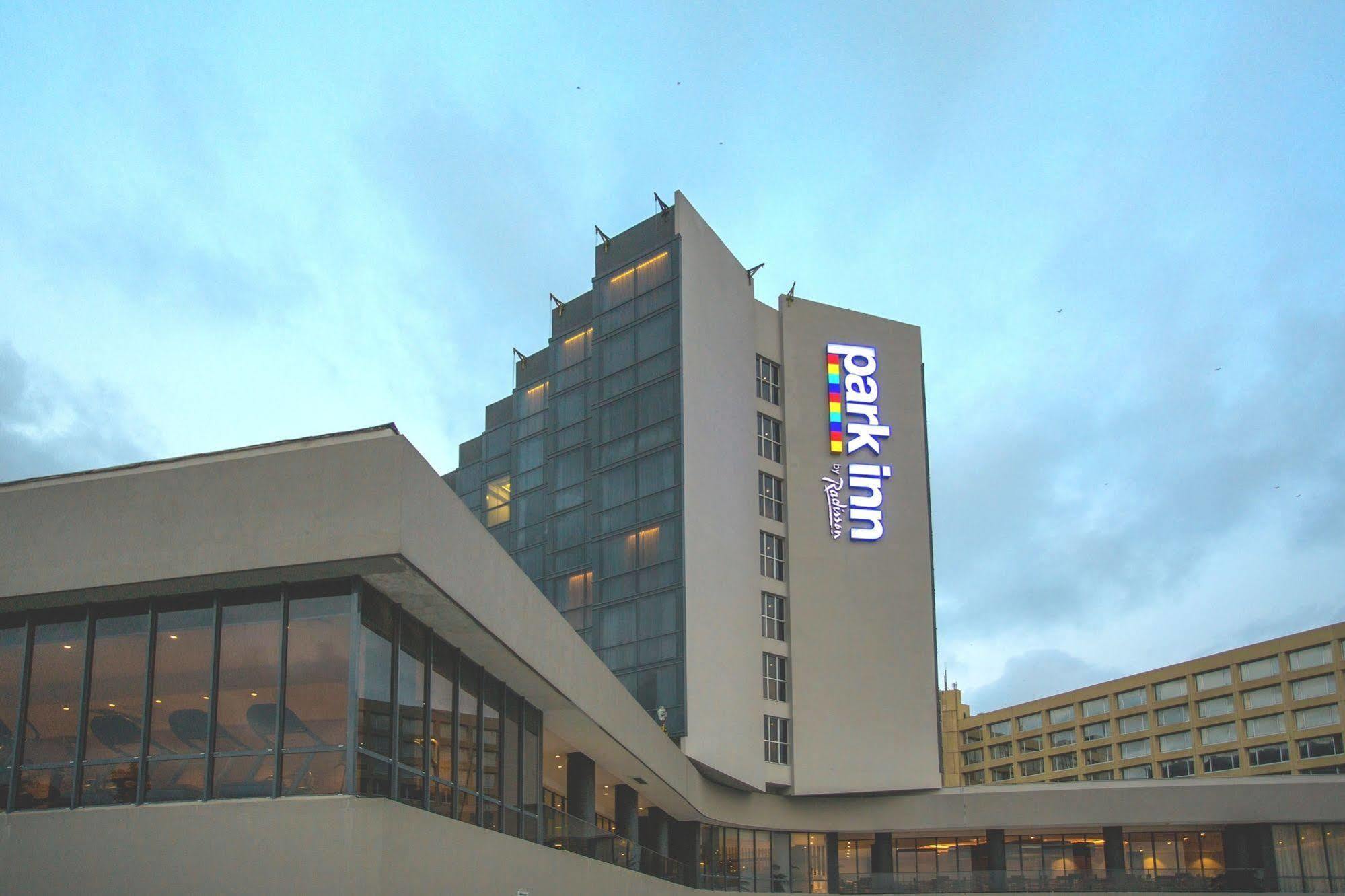 Park Inn By Radisson Libreville Exterior foto